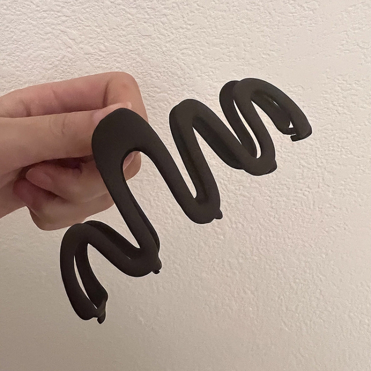 

B646 Wavy Frosted Metal Clip Hair Accessories Manual Hair Clamp(Deep Coffee)