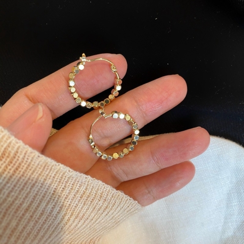 

Zircon Broken Silver Earrings Women Simple Versatile Earrings(Golden)