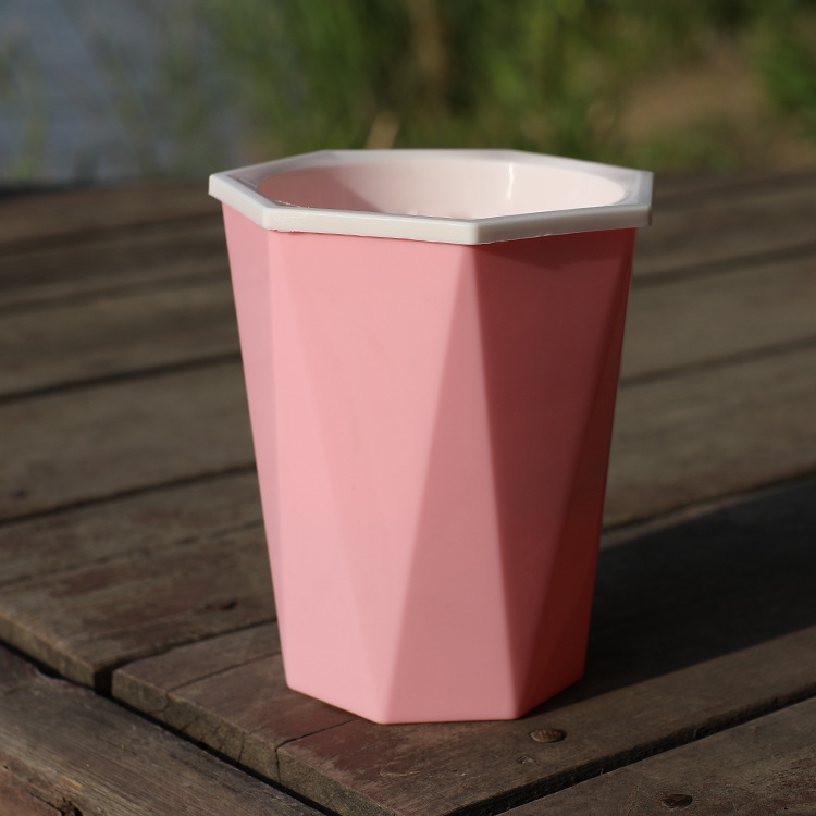 

Diamond-shaped Automatic Water-absorbing Lazy Flower Pot Green Plant Plastic Pot 12cm x 14cm(Pink)