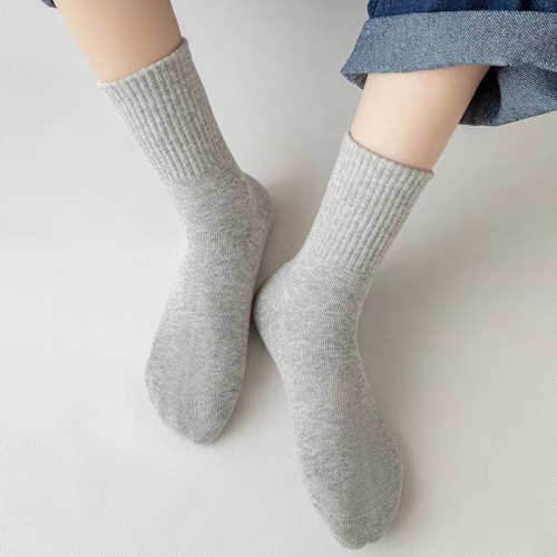 

Children Cotton Solid Color Boneless Mid-Calf Breathable Sweat-Absorbent Socks, Size: M(Grey)