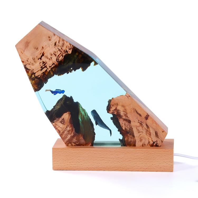 

Ocean Cave Whale Diver Desktop Ornament USB Art Decor Solid Wood Resin Lamp Birthday Gift, Color: White Light