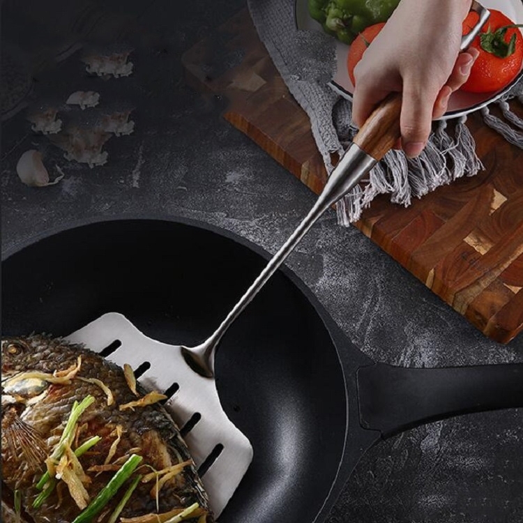Stainless Steel Fried Fish Spatula Creative Leak Shovel Fried Steak Flat Spatula, Style:All Steel Handle
