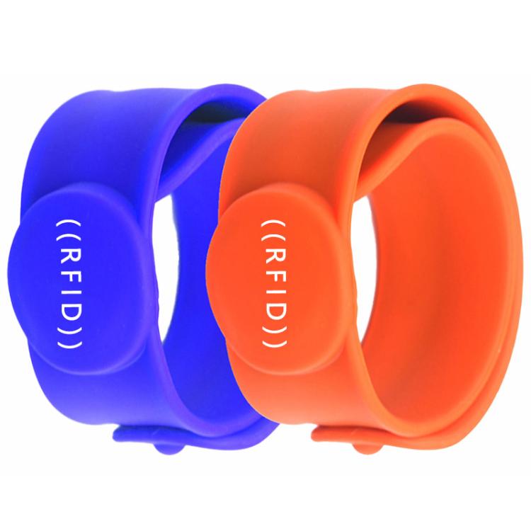 

C12 IC Chip NFC Waterproof Silicone RFID Wristbands