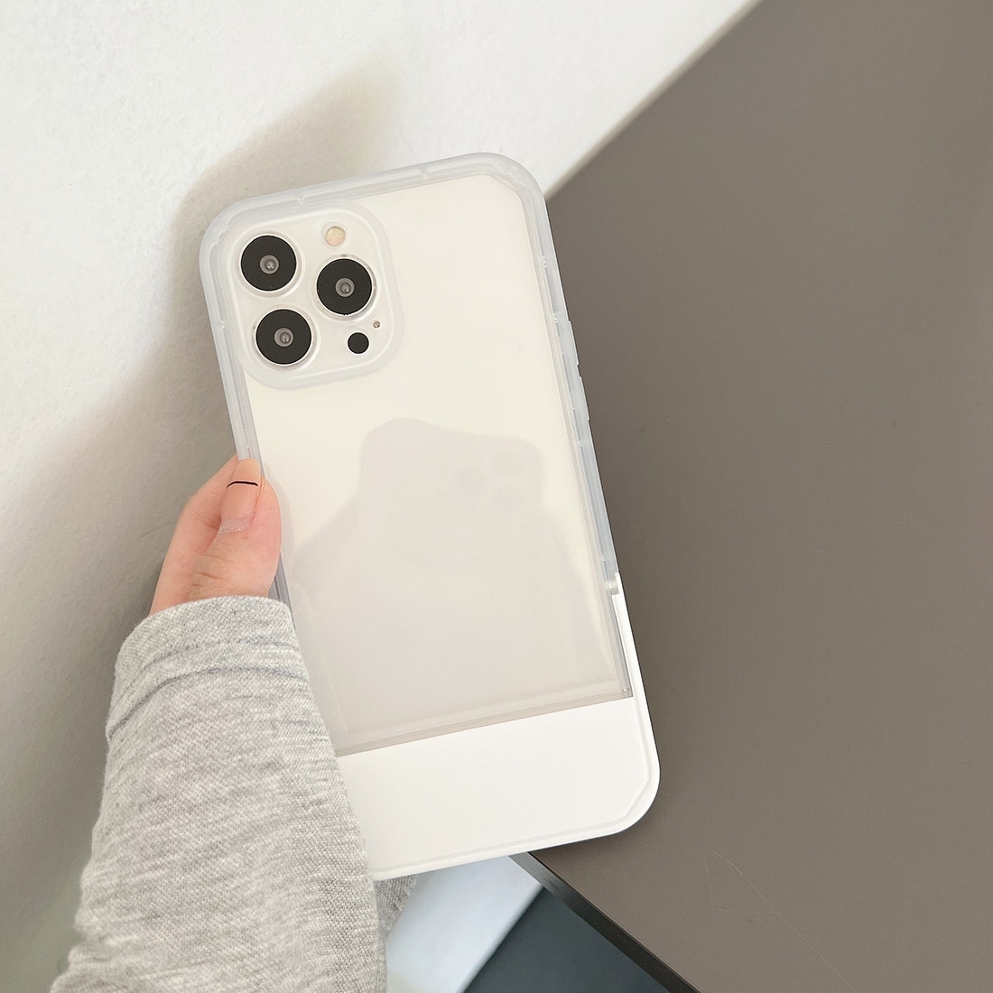 For iPhone 14 Pro TPU + PC Stool Holder Phone Case(White) For iPhone 14 Pro TPU + PC Stool Holder Phone Case(White)