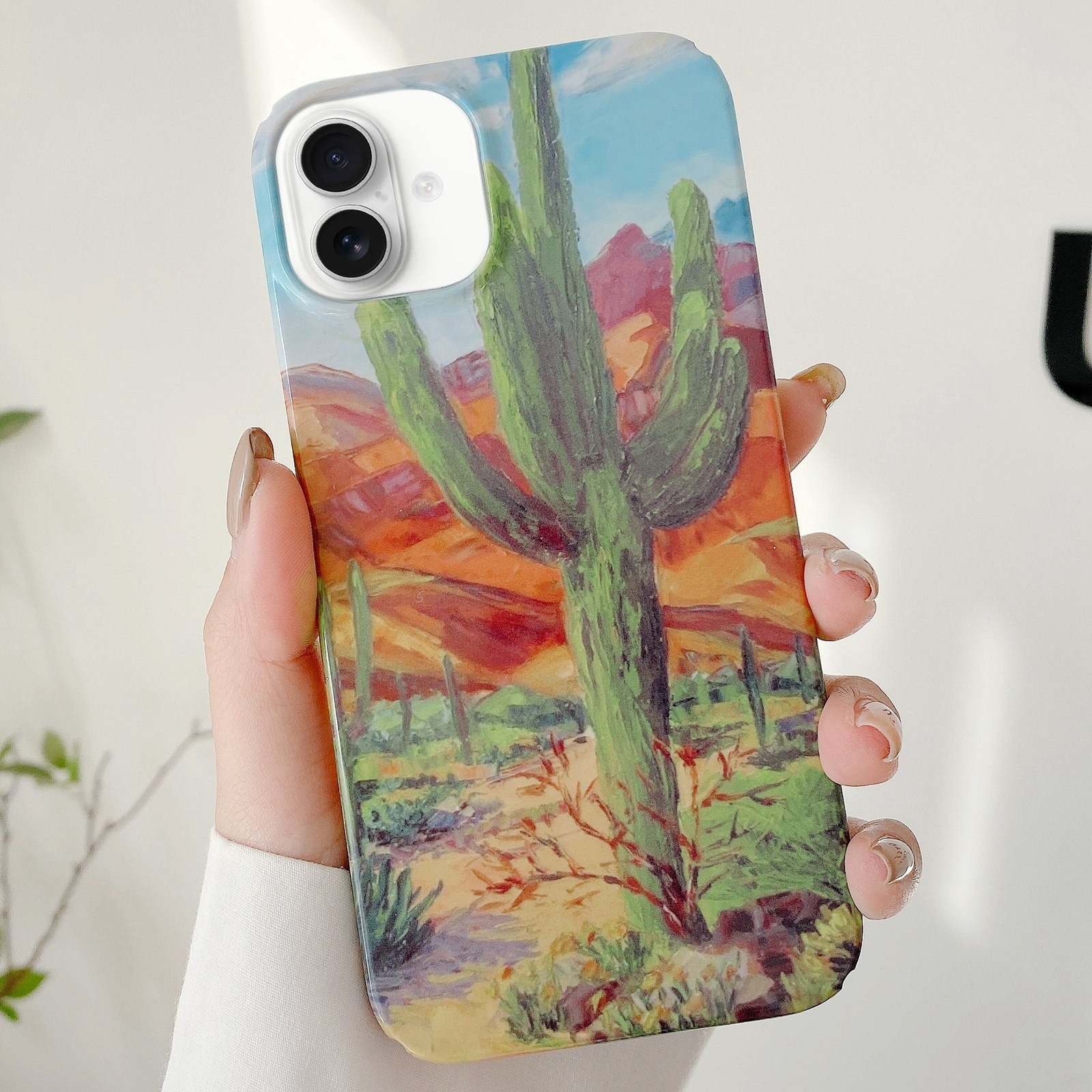 For iPhone 15 Pro Max Varnishing Water Stick PC Phone Case(Small Chrysanthemum) For iPhone 15 Pro Max Varnishing Water Stick PC Phone Case(Small Chrysanthemum)