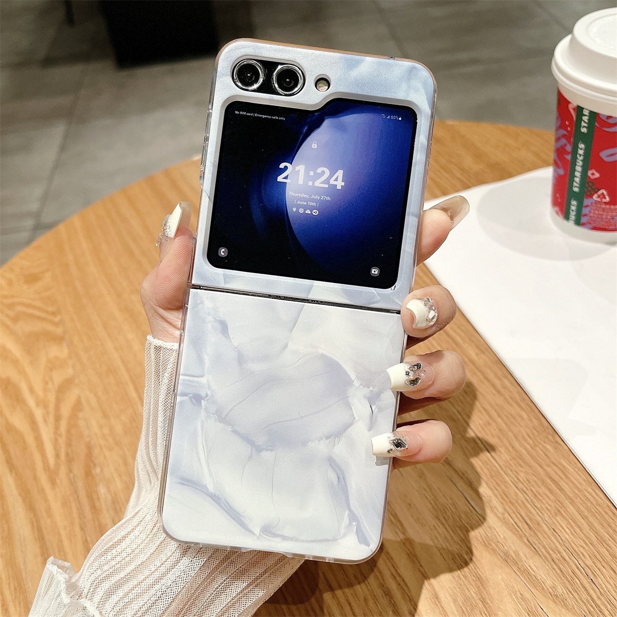 For Samsung Galaxy Z Flip5 Creative Porcelain Painting PC Full Coverage Fold Shockproof Phone Case(White) For Samsung Galaxy Z Flip5 Creative Porcelain Painting PC Full Coverage Fold Shockproof Phone Case(White)