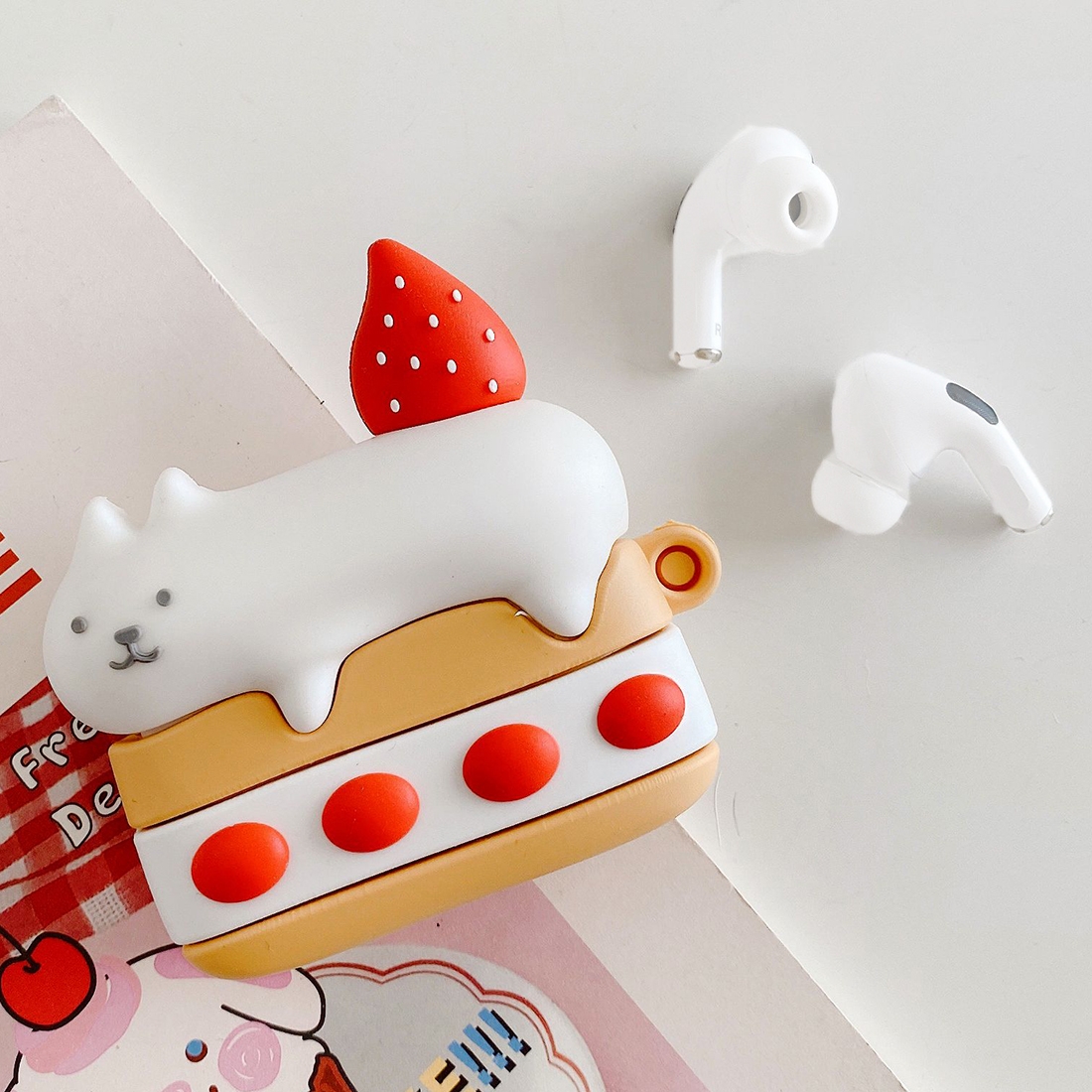 For AirPods Pro Strawberry Kitten Cake Shape Earphone Protective Case For AirPods Pro Strawberry Kitten Cake Shape Earphone Protective Case