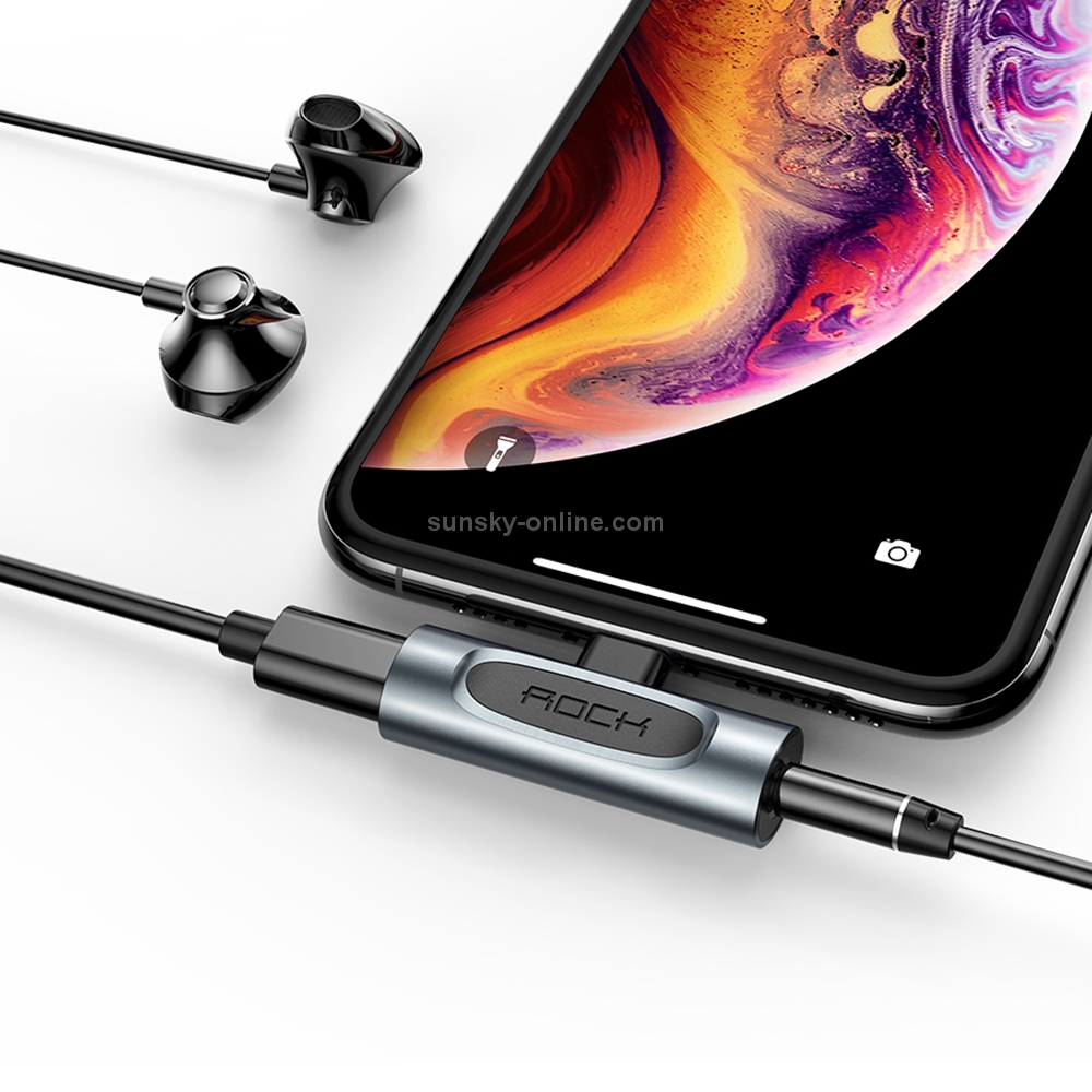 Rock 2 in 1 8 Pin 5V 1A Charging Listening Song Audio Headphone Adapter Double Lighting Rock 2 in 1 8 Pin 5V 1A Charging Listening Song Audio Headphone Adapter Double Lighting