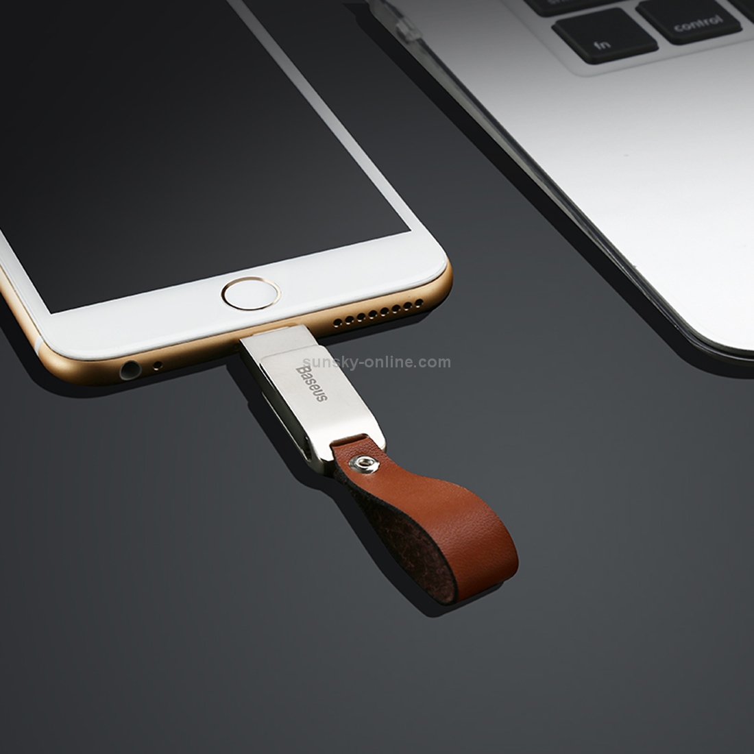 Baseus Mini Apple MFi 32GB 8pin to USB 2.0 Flash Disk Drive for iPhone & iPad & iPod(Chrome) Baseus Mini Apple MFi 32GB 8pin to USB 2.0 Flash Disk Drive for iPhone & iPad & iPod(Chrome)