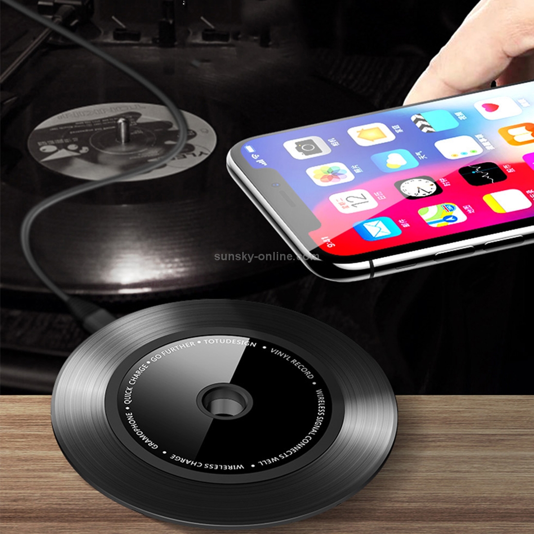 TOTUDESIGN 10W Black Gum Record Style Zinc Alloy + Aluminium Alloy Intelligent Qi Wireless Charger Charging Pad TOTUDESIGN 10W Black Gum Record Style Zinc Alloy + Aluminium Alloy Intelligent Qi Wireless Charger Charging Pad