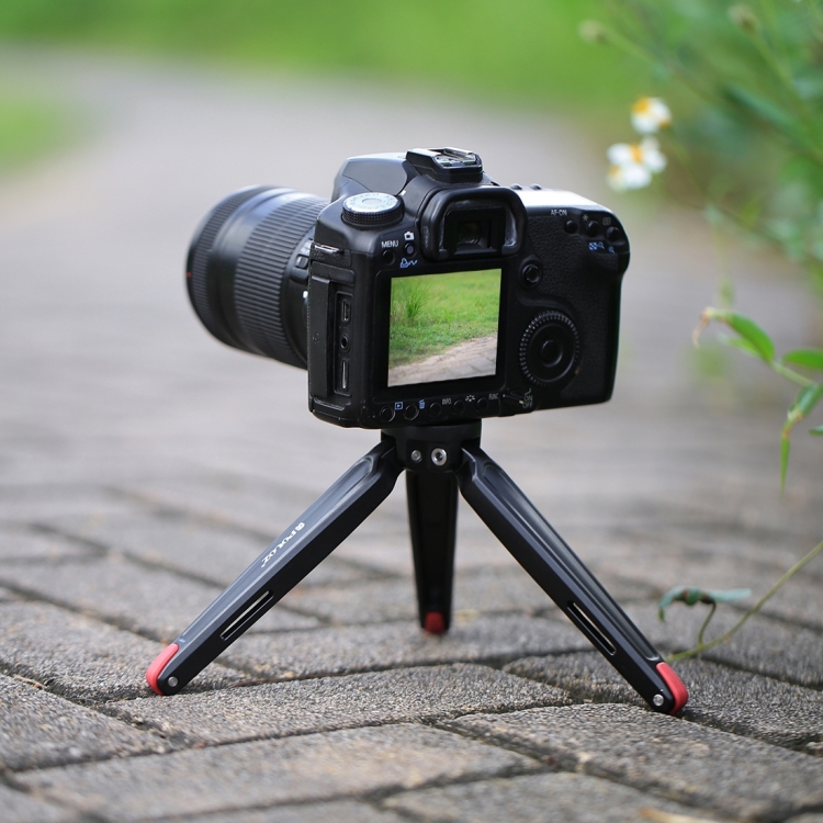 PULUZ Pocket Mini Metal Desktop Tripod Mount with 1/4 inch to 3/8 inch Thread Adapter Screw for DSLR & Digital Cameras, Adjustable Height: 4.5-15cm, Load: 20kg(Red) - 12
